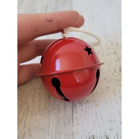 Red metal bell star ornament Xmas decor - Picture 1 of 4
